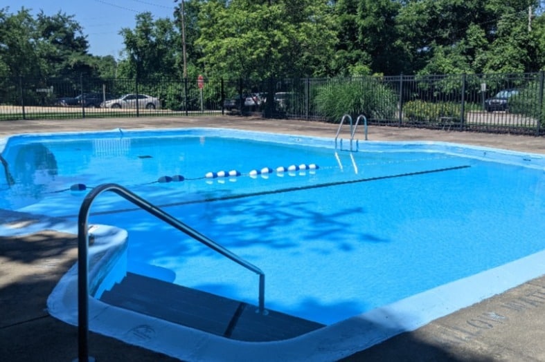 Pool - Cedar Ridge Apartments