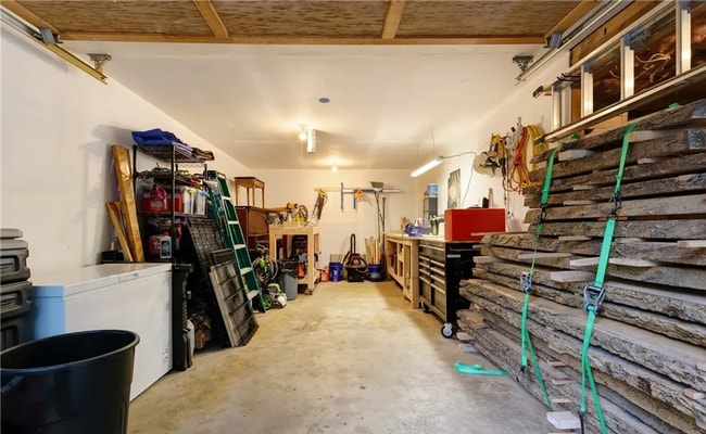 Building Photo - 62 Louise View Dr