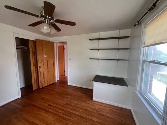 Building Photo - Beautiful Single Family Home in Fraser! AV...