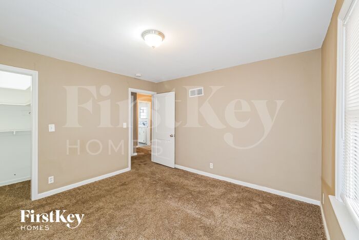 Building Photo - 1204 Highgrove Rd