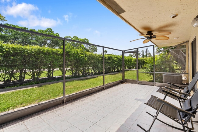 Building Photo - 6721 Bridlewood Ct