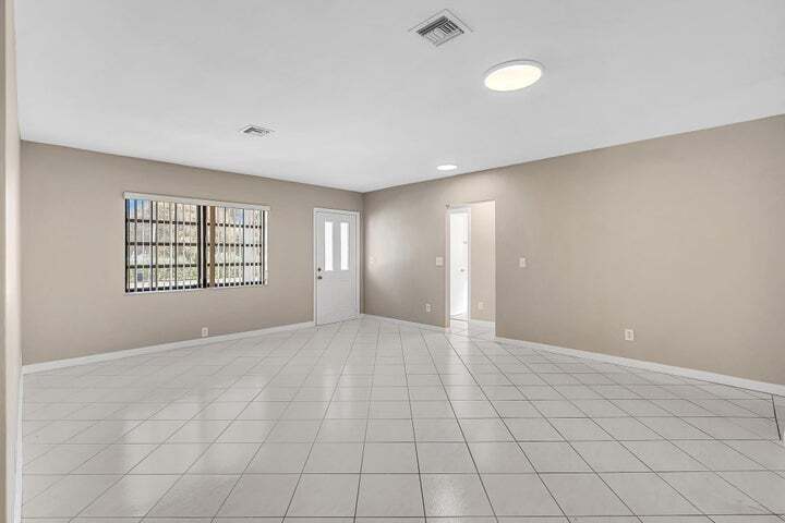 Building Photo - 6144 Royal Lytham Dr