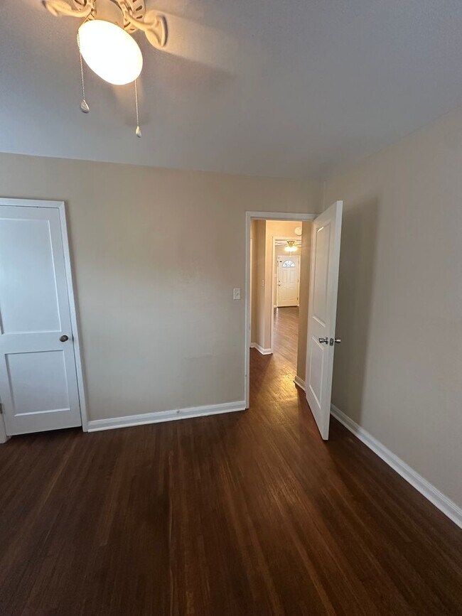 Building Photo - 332 Babb Dr