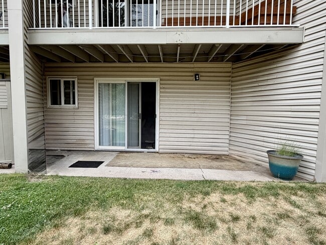 Building Photo - 414 W Beaver Creek Blvd