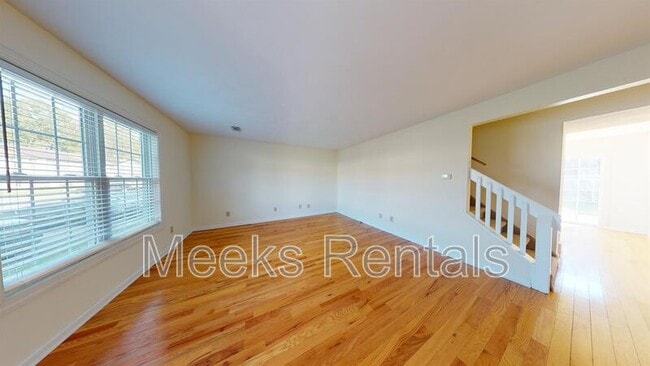 Building Photo - 1003 Fairway Gardens Dr