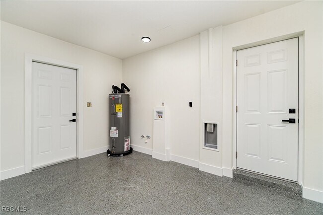 Building Photo - 11590 Fox Hill Rd