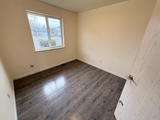 Building Photo - 2731 176th St NE