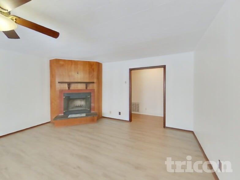 Building Photo - 2414 Garden St