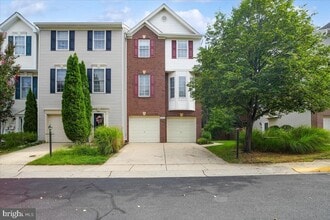 Building Photo - 272 Braxton Way