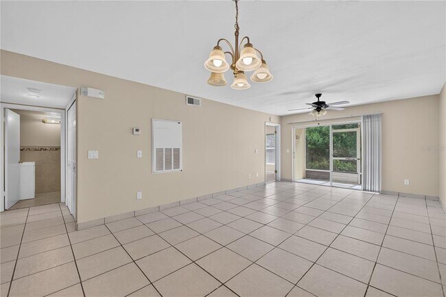 Building Photo - 13829 Timberland Dr