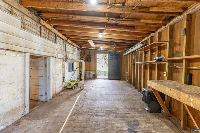 Building Photo - 1407 Vine St