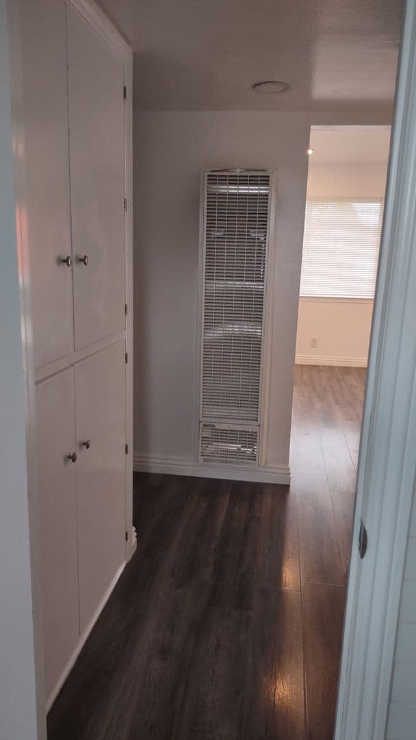 Building Photo - 6431 Wire Dr