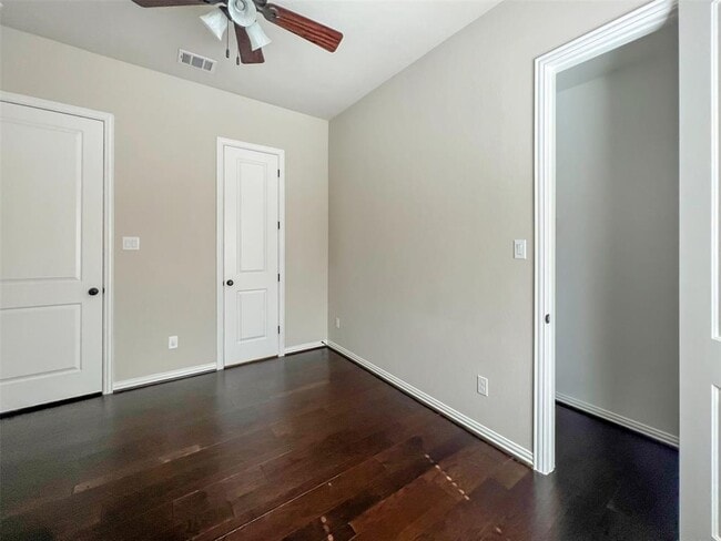 Building Photo - 3018 Diego Dr