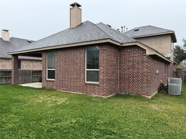 Building Photo - 29015 Davenport Dr