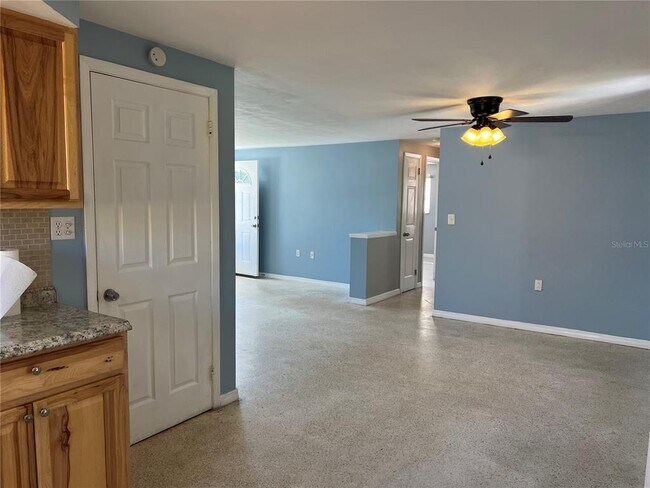 Building Photo - 1253 Brightwell Dr