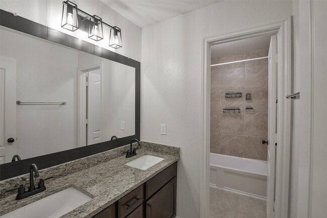 Building Photo - 19315 Boulder Bay Ln