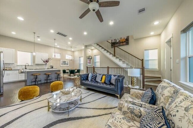 Building Photo - 2604 McIlhenny St