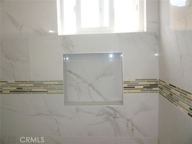 Building Photo - 15709 Brighton Ave