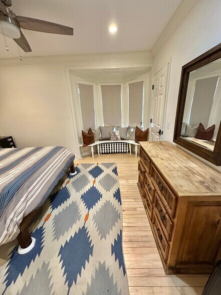 Building Photo - 761 Cherry St