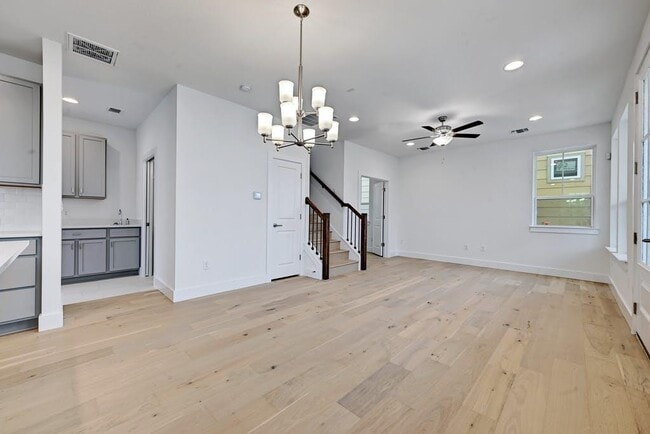 Building Photo - 3115 Chennault St