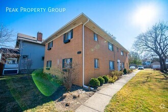 Building Photo - 311 E Jenkins Ave