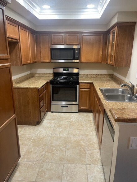 Building Photo - 200 E Alessandro Blvd