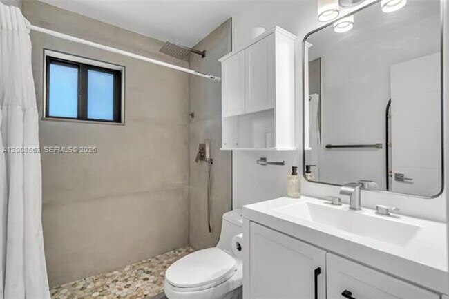 Building Photo - 8773 SW 36th St