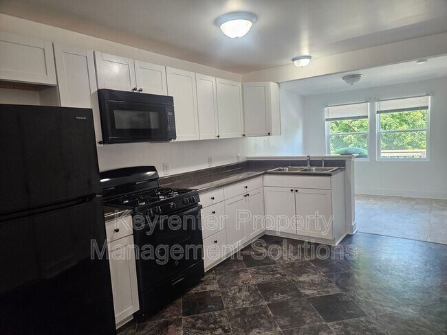 Building Photo - 3891 Churchville Ave