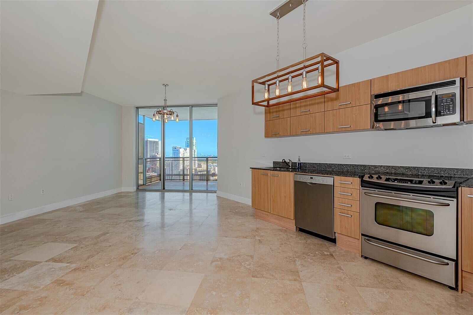 Building Photo - 350 S Miami Ave