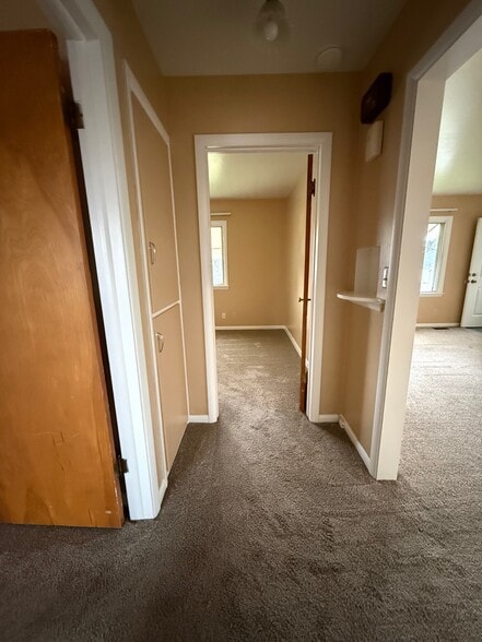 Hallway - 1601 Crook Ave