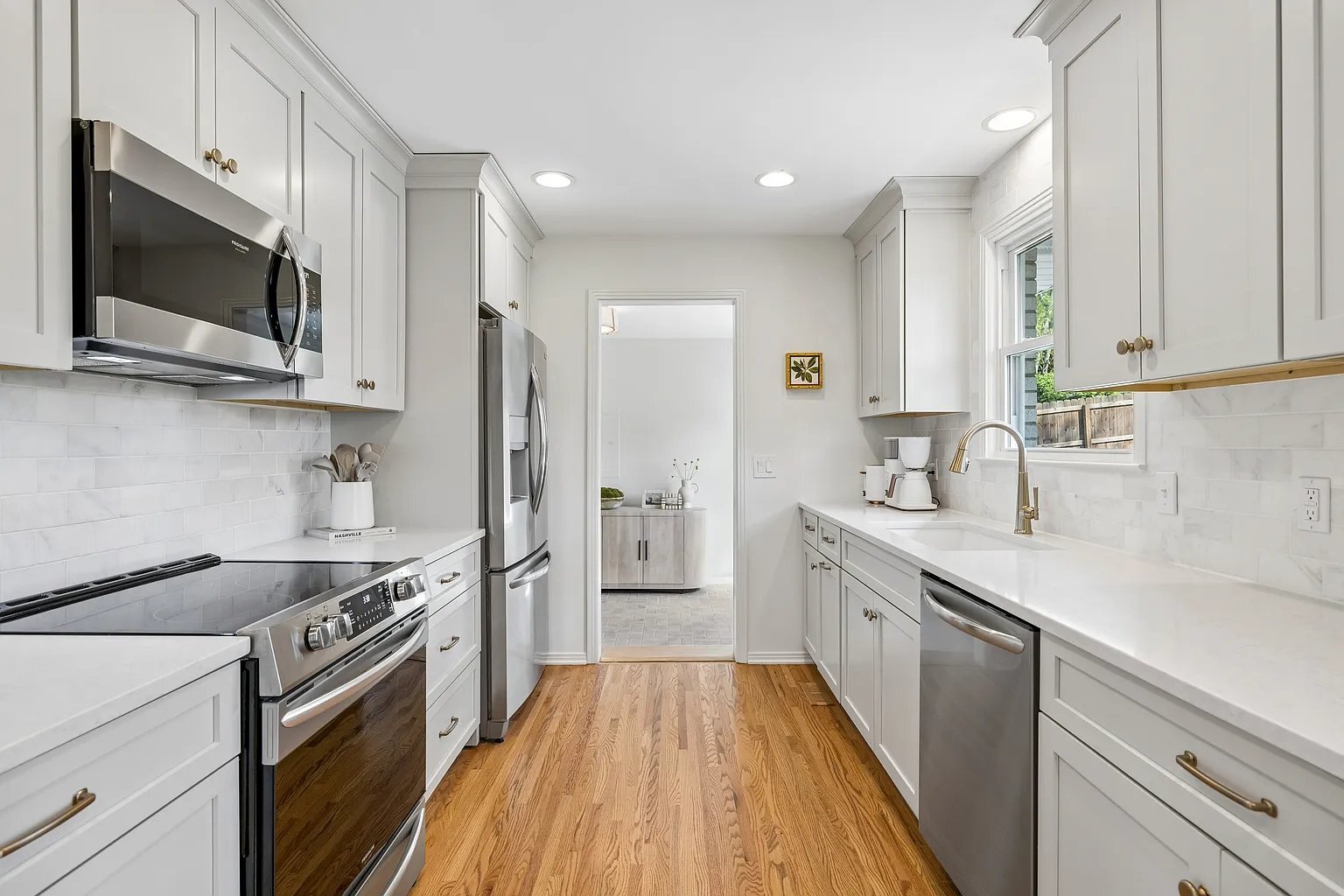 Building Photo - 517 Adamwood Dr