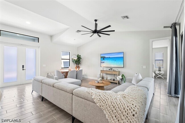 Building Photo - 4600 Key Largo Ln