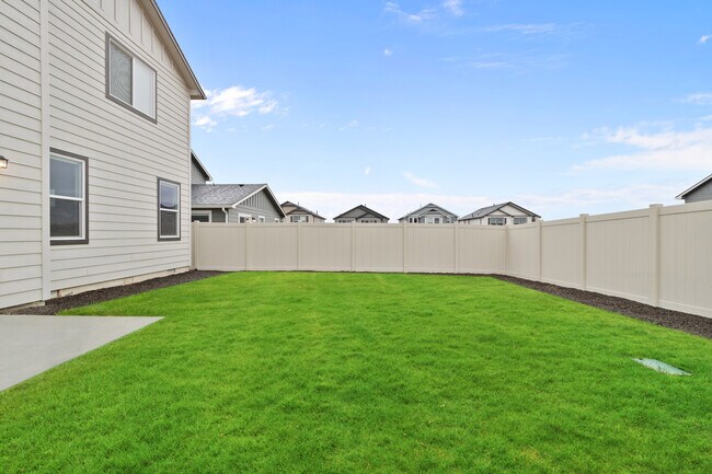 Building Photo - 2050 Tugela Falls St