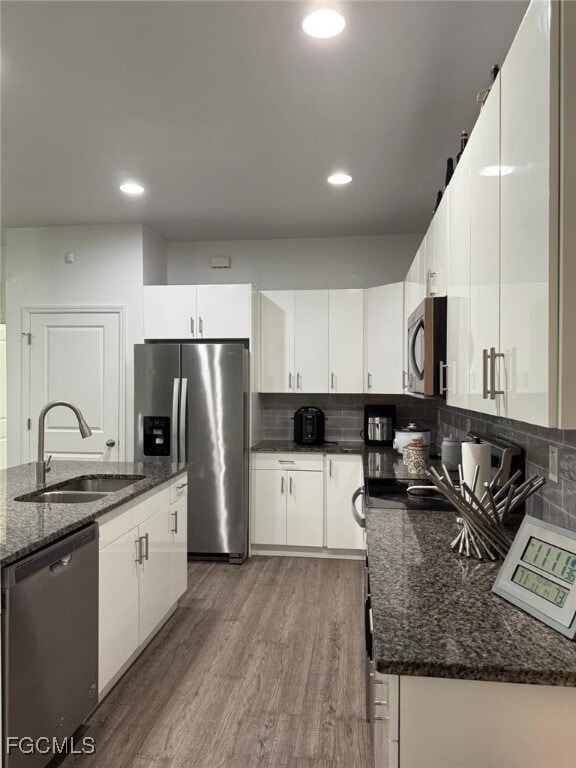 Building Photo - 3030 Iris Cir