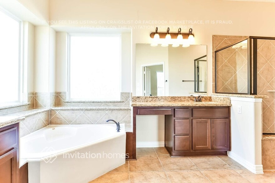 Building Photo - 30727 Academy Trace Dr