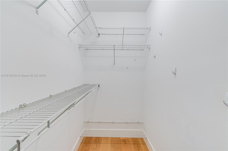 Building Photo - 4301 NW 6th Ave