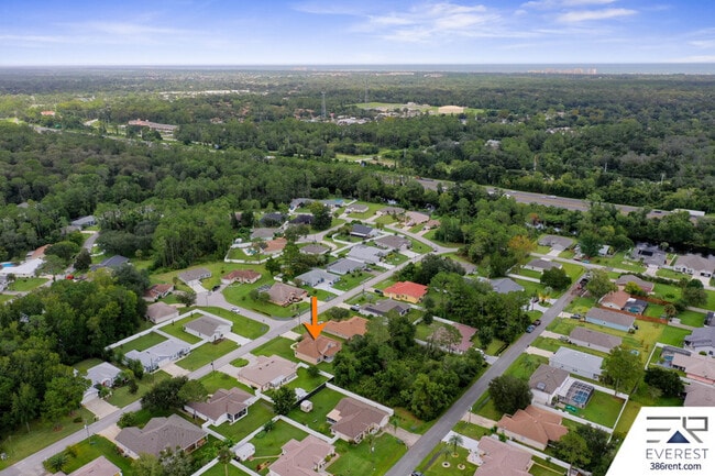 Building Photo - 40 Persimmon Dr