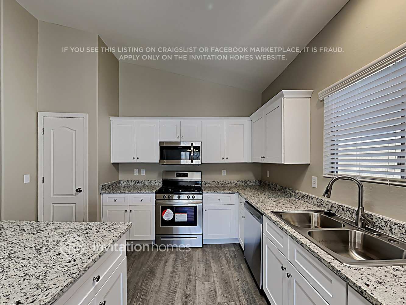 Building Photo - 17021 W Cocopah St