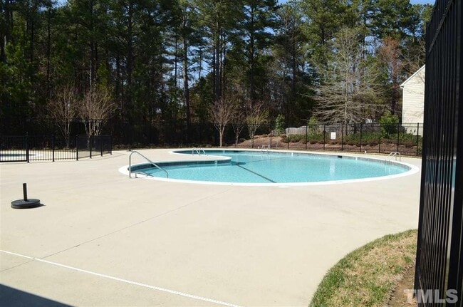 Building Photo - 114 Gallent Hedge Trail