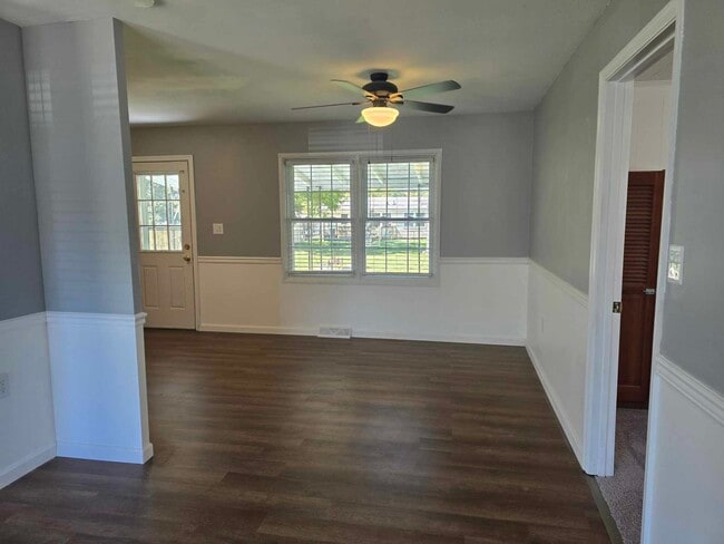 Building Photo - 259 Walton St