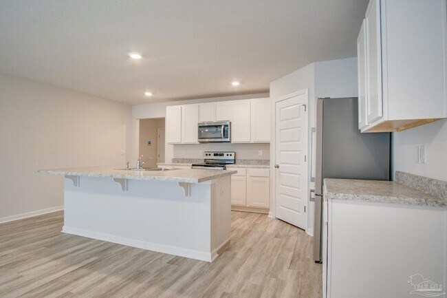 Building Photo - 4383 White Cedar Ct