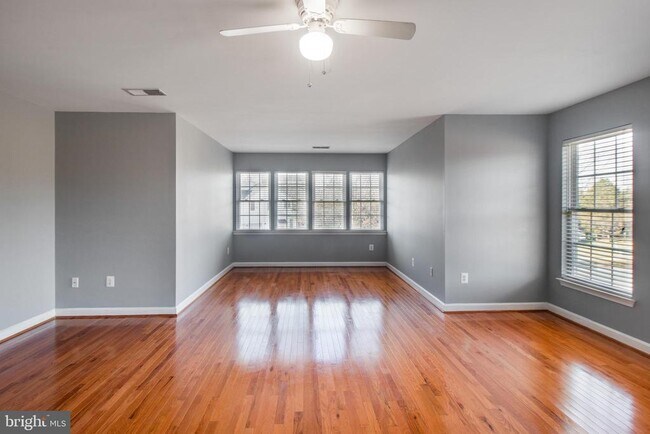 Building Photo - 15309 Lions Den Rd