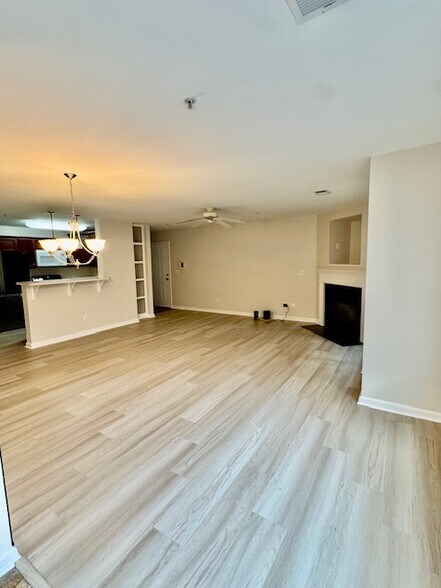 Living Room - 4702 Pennoak Ln