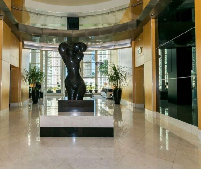 Building Photo - 901 Brickell Key Blvd