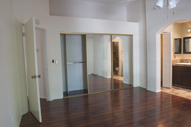 Building Photo - 68120 Tachevah Dr
