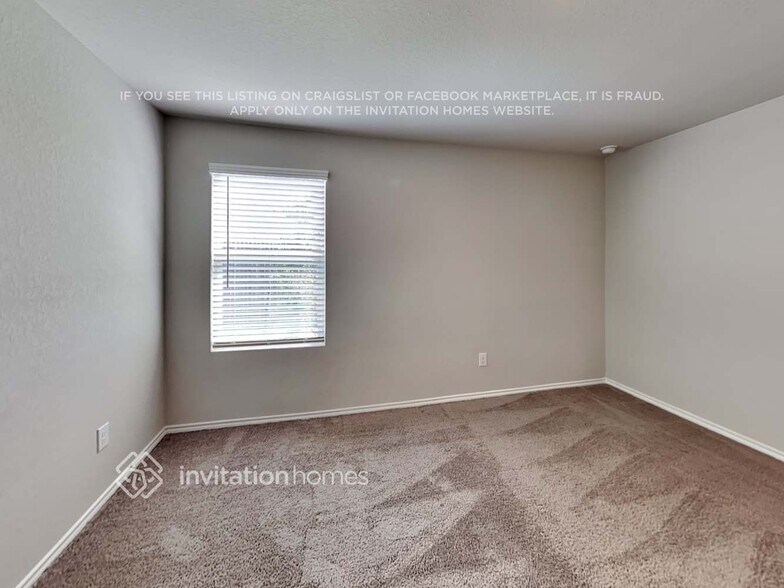 Building Photo - 122 Pasadena Pl