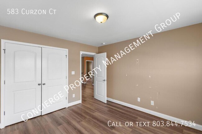 Building Photo - 583 Curzon Court