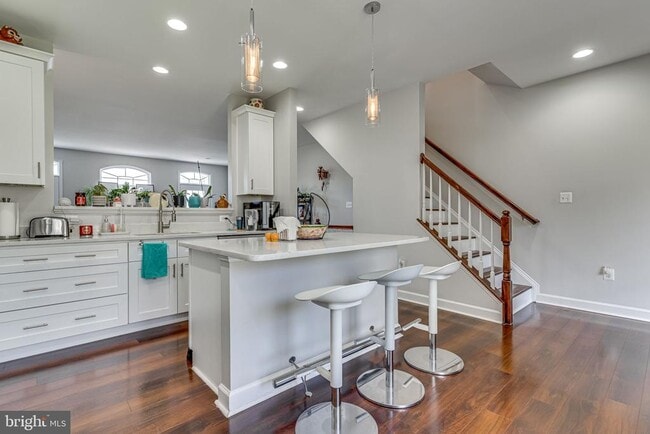 Building Photo - 742 Collington Ct