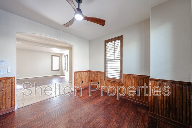 Building Photo - 3779 N Denny Way