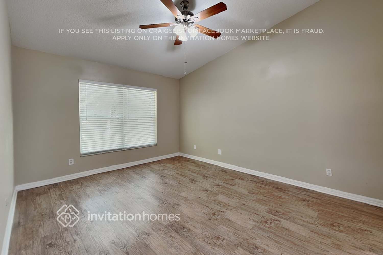 Building Photo - 14841 Margaux Dr